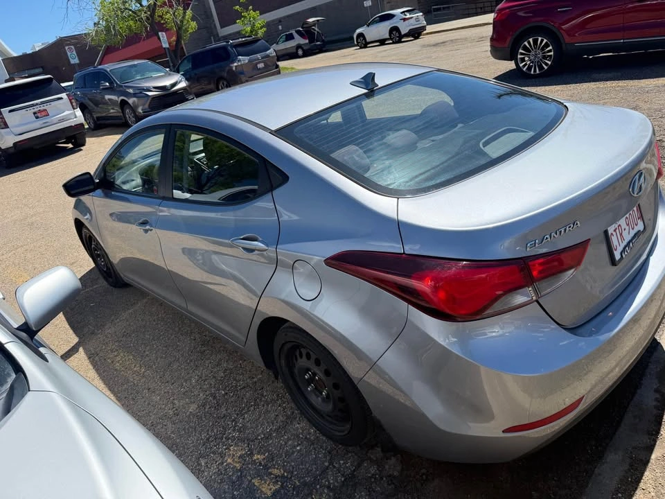 2015 Hyundai Elantra SE – 1.8L – Fully Inspected Rebuilt Title - photo 2