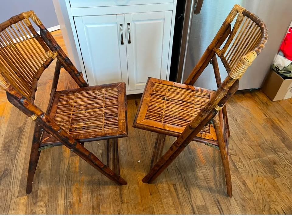 2 Rattan Folding Chairs - photo 2