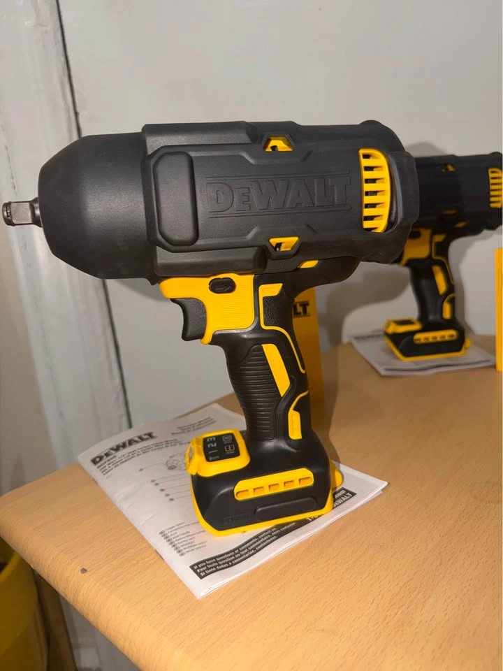 DEWALT DCF900 20V 1/2" High Torque Impact Wrench + Cover - photo 2