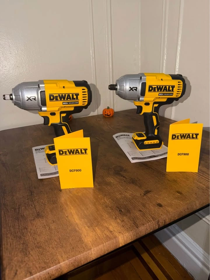 DEWALT DCF900 20V 1/2" High Torque Impact Wrench + Cover - photo 3