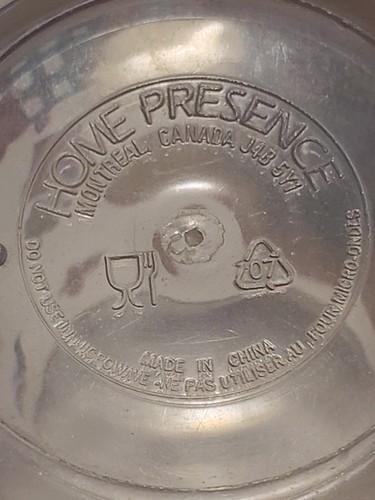 Vintage 90s Home Presence Barbie Cup Canada Montreal Plastic - photo 5