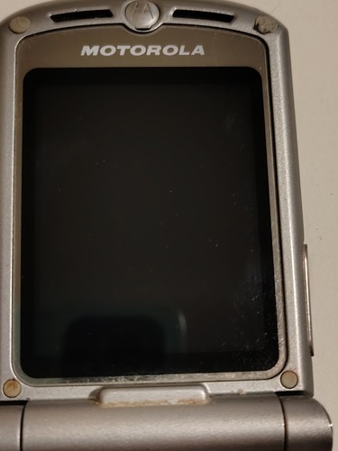 Motorola RAZR V3c Dark Grey Flip Phone Powers On - photo 3