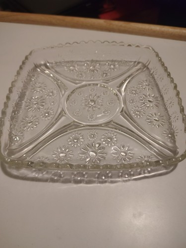 Vintage Clear Pressed Glass Daisy Floral Square Serving Platter