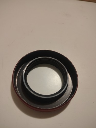 National Oil Seals Rear Wheel Seal 8835s - photo 3