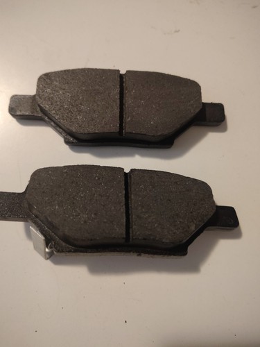 Wearever Silver Brake Pads Malibu Cobalt HHR G5 Saturn Aura - photo 2