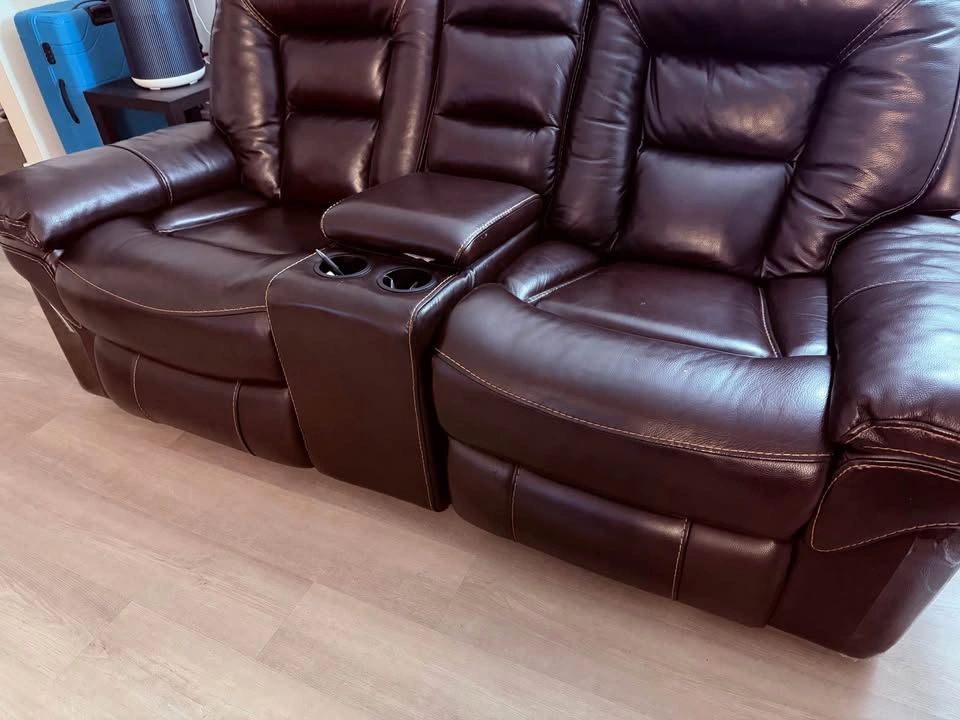 Loveseat - Genuine Leather - photo 2