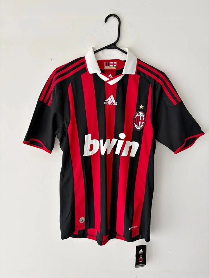 Adidas 2009-10 AC Milan Jersey Size S NEW