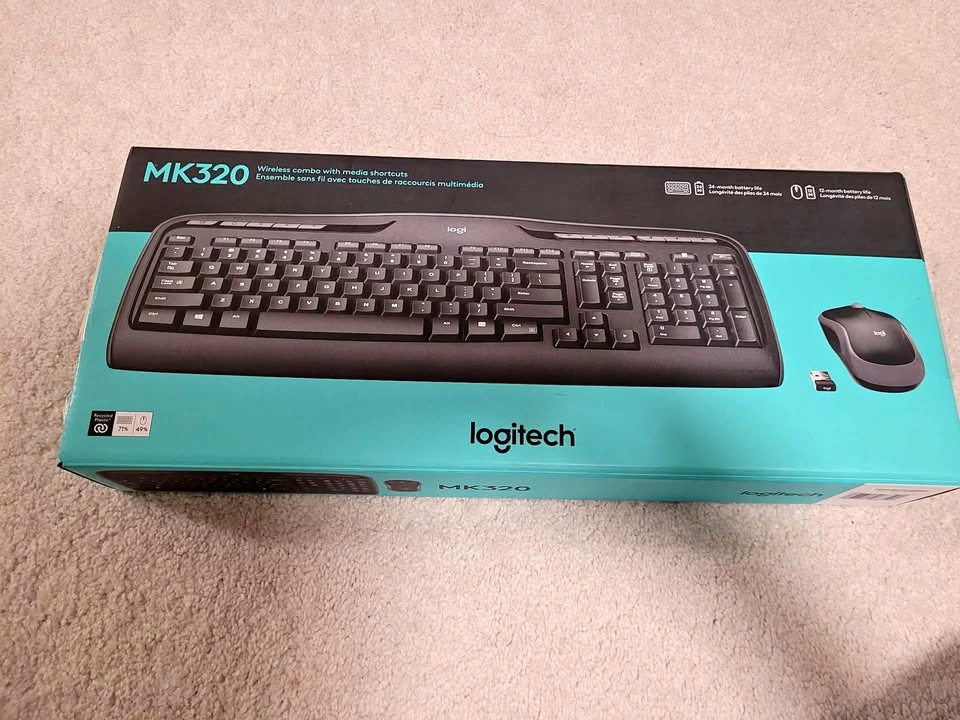 Logitech wireless keyboard & mouse - MK320