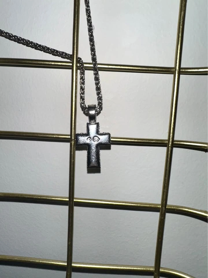 Swarovski Cross Necklace - photo 3
