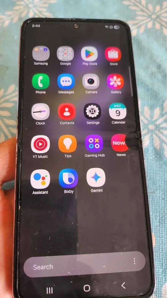 Galaxy Flip4 image indicator(4)