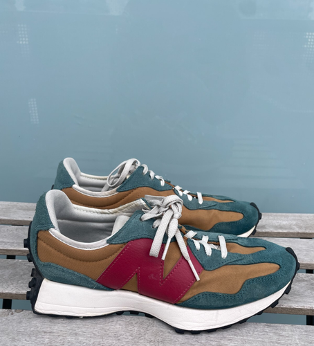 New Balance 327 Women's Mountain Teal Size 8.5