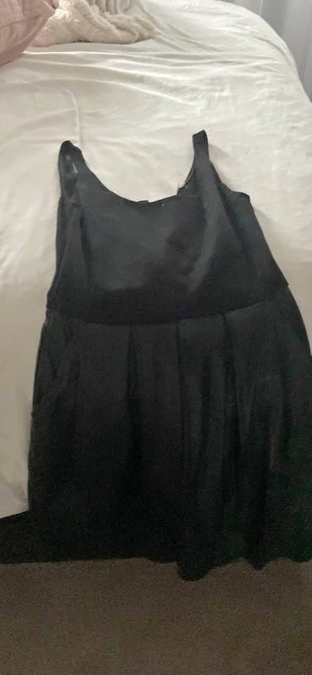 Beautiful black Aritzia Wilfred dress