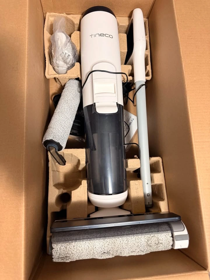 Tineco iFLOOR 5 Breeze Complete Cordless Wet/Dry Vacuum - photo 2