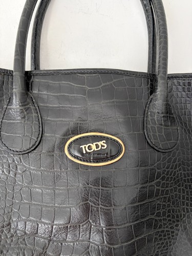 Tod's Genuine Leather Crocodile Embossed Black Handbag - photo 2