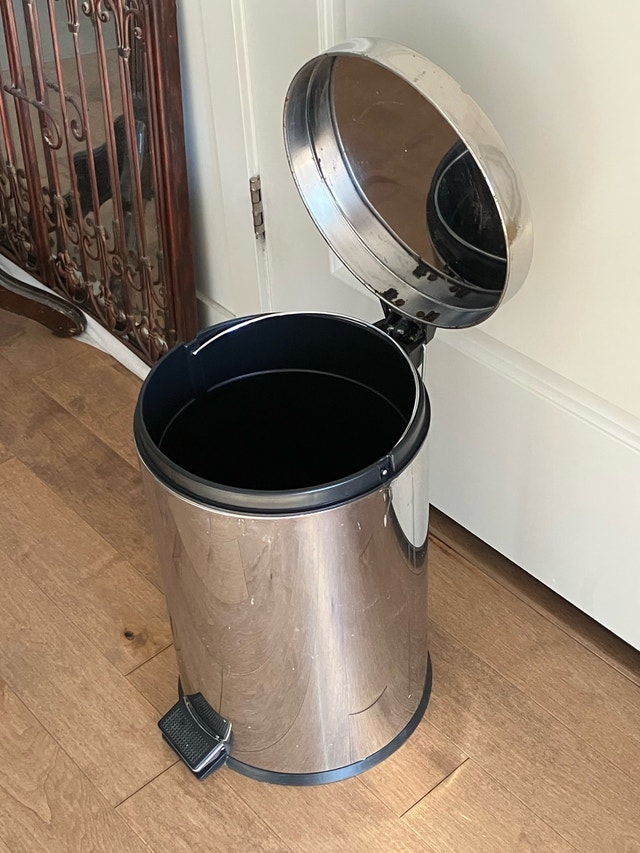 Stainless Steel Trash Can - photo 4