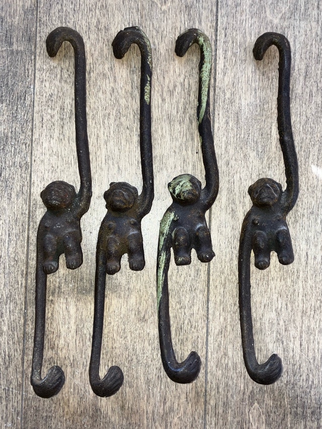 Antique Cast Iron Hanging Monkeys - photo 2