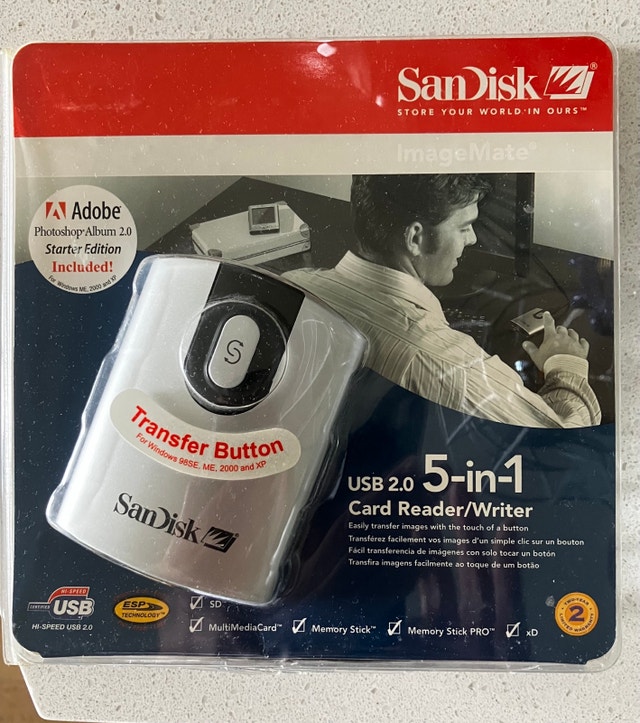 Sandisk 5 in 1 Card Reader Writer