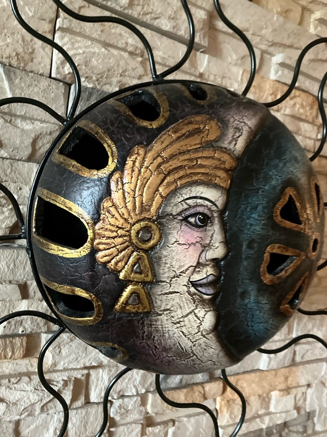 Gorgeous Sun Moon Sculpture - photo 2