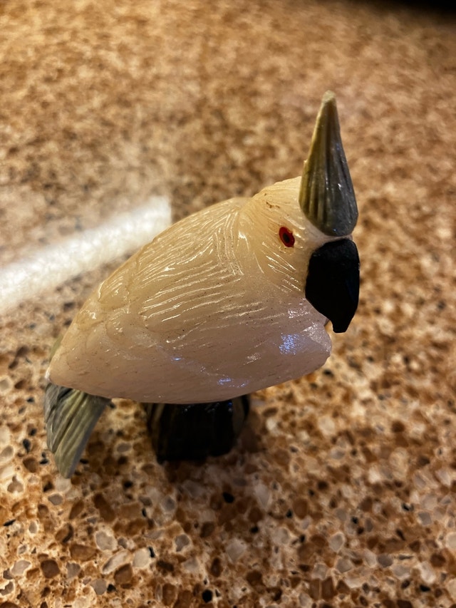 Onyx Sculpture of Cockatoo - photo 4
