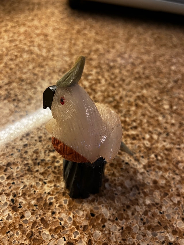 Onyx Sculpture of Cockatoo - photo 5