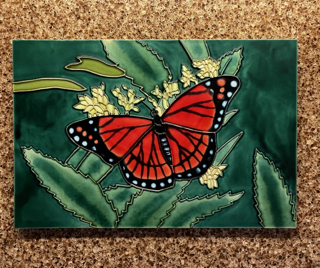 Butterfly in ceramic tile - photo 3
