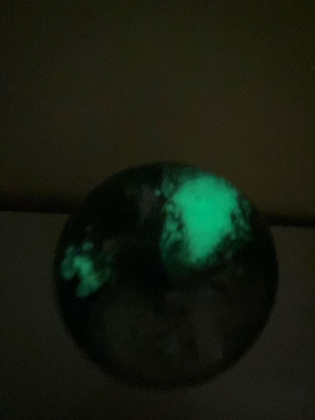 Extra large glow in the dark paperweight - photo 5