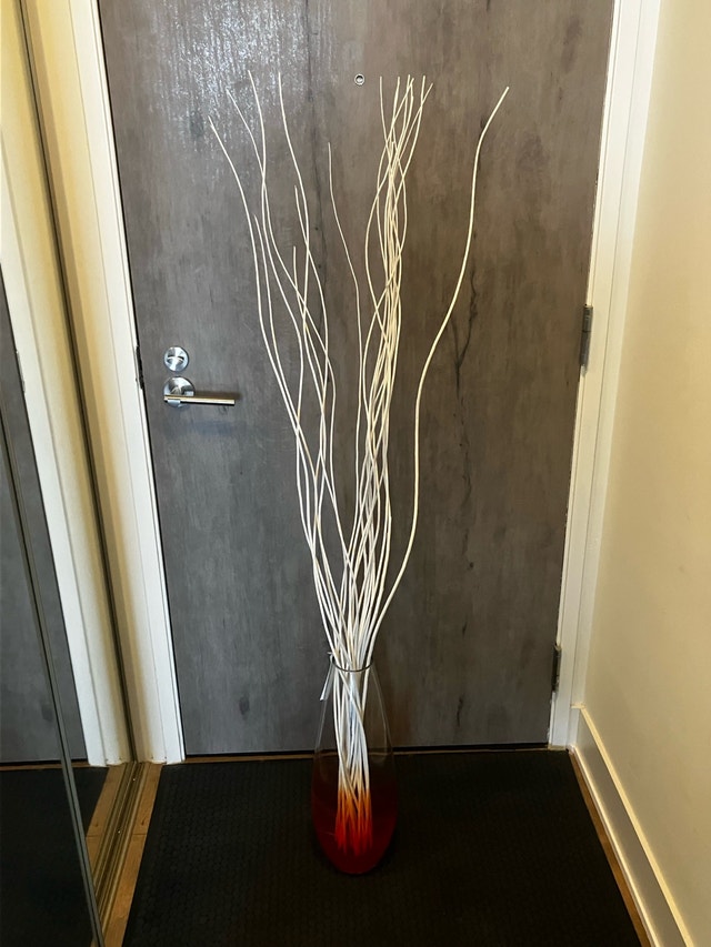Glass vase with reeds - photo 3
