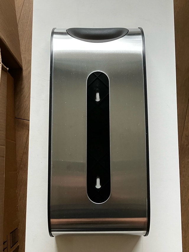 Bag dispenser