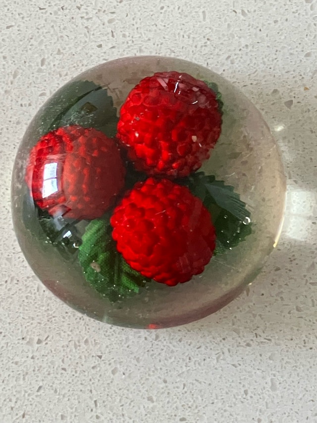 Strawberry Paperweight - photo 2