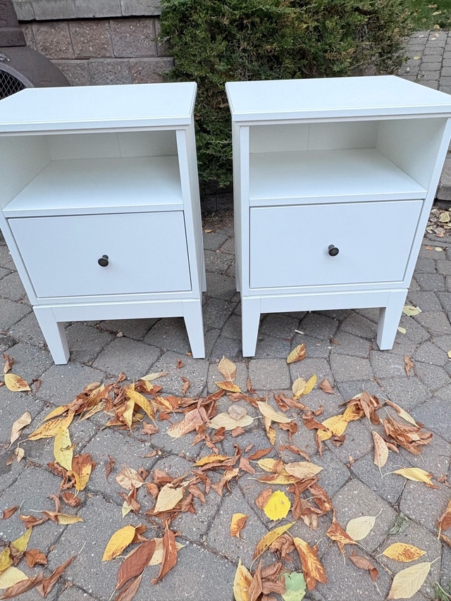 IKEA IDANÄS night tables