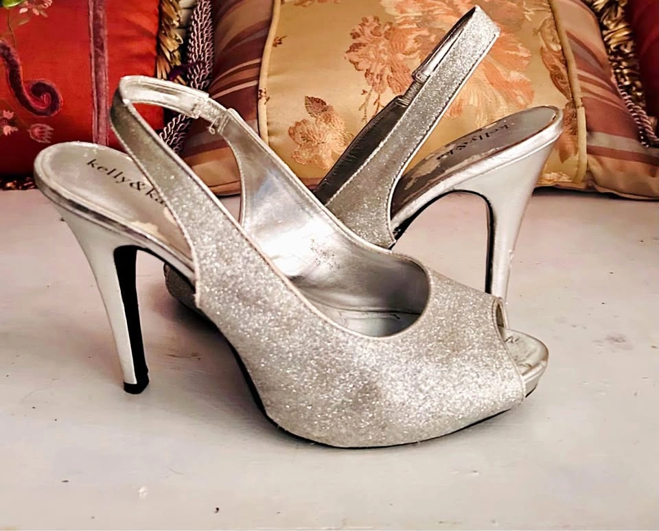 SILVER COCKTAIL SHOES
