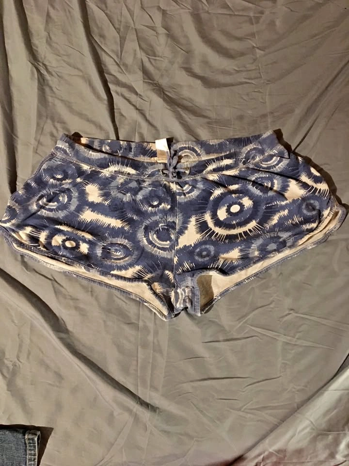 Blue spiral shorts