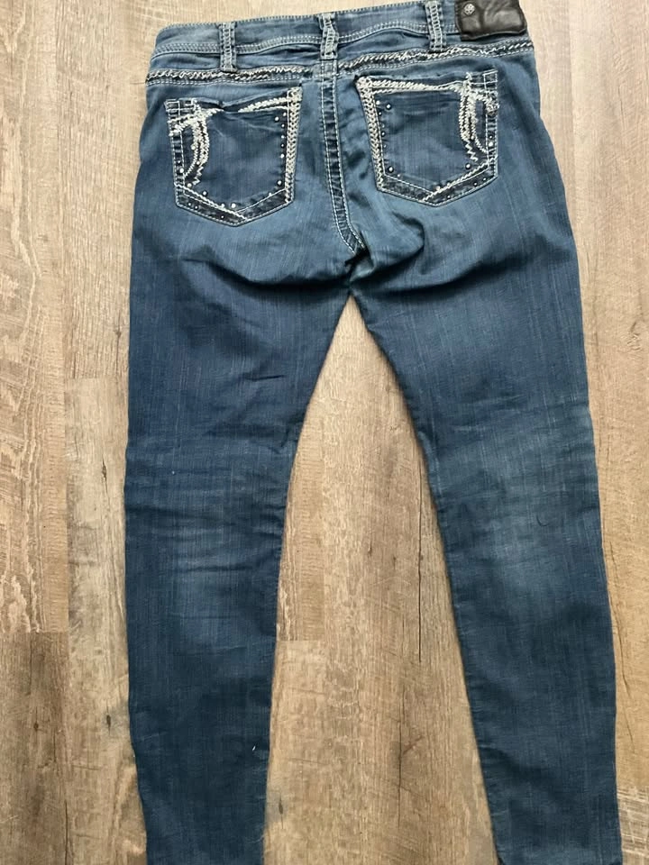 Bedazzled Skinny Jeans - photo 4