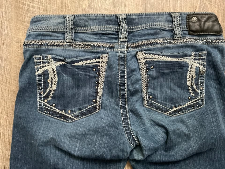 Bedazzled Skinny Jeans - photo 5