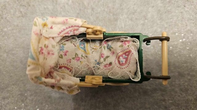 Sylvanian Families Baby Pram - photo 2