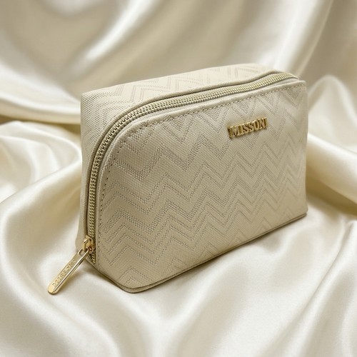 NEW Delta One Missoni Amenity Kit Cream Pouch - photo 3