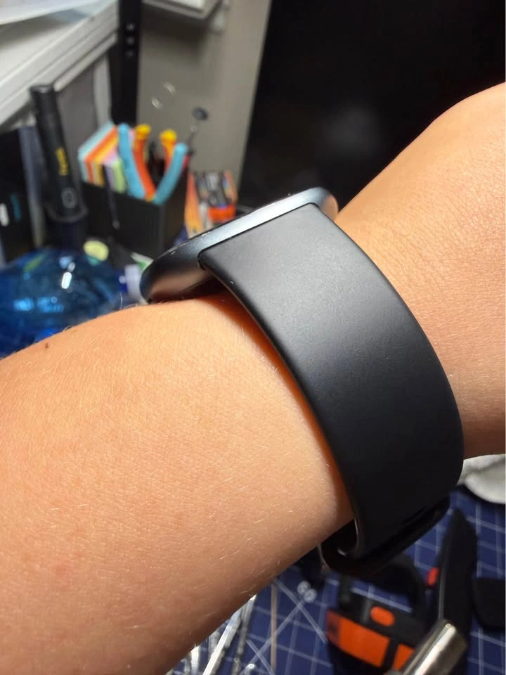 fitbit versa 4 smart watch Fitness smartwatch Black - photo 5