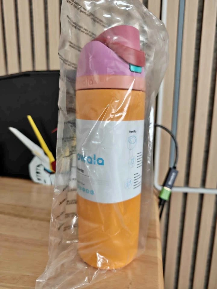 Tropical Owala FreeSip 24oz Bottle