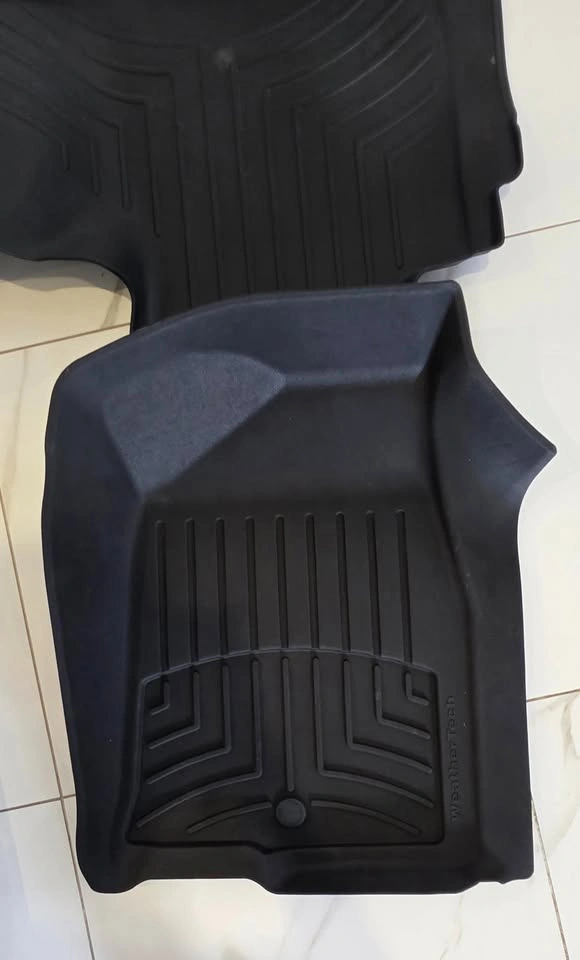 WeatherTech Floor Mats 2021-2024 Escalade Tahoe Suburban - photo 3