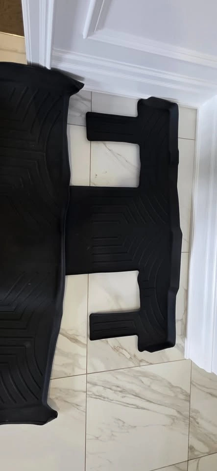 WeatherTech Floor Mats 2021-2024 Escalade Tahoe Suburban - photo 5