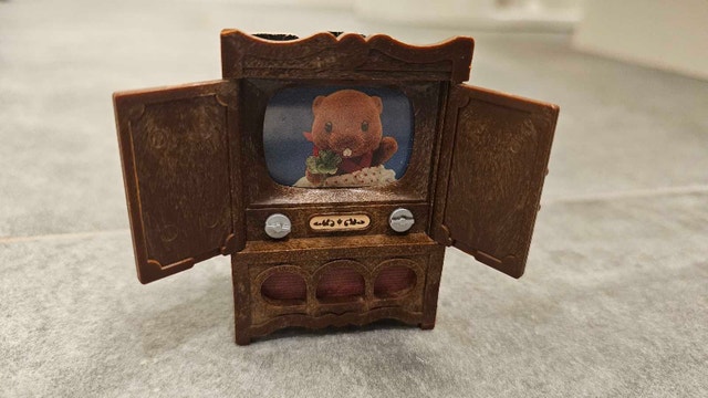 Sylvanian Families A-20 Television Set - photo 2