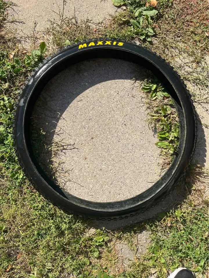 MAXXIS Minion DHR II 29*2.4WT image indicator(3)