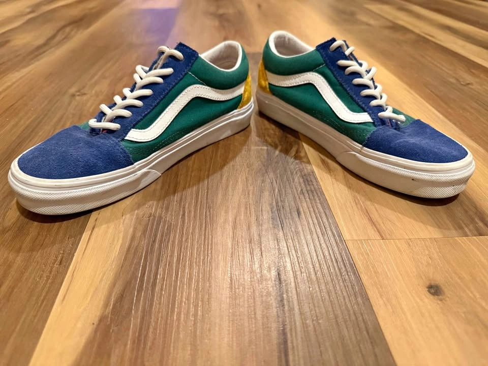 Vans size 7
