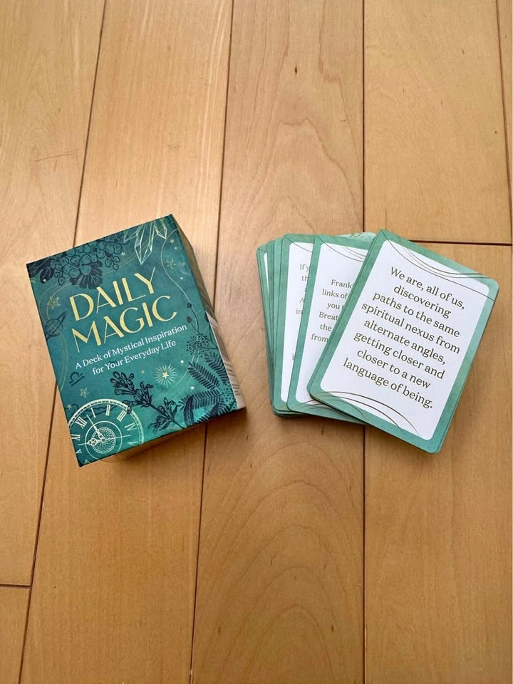 Daily Magic - 100 Card Deck of Mystical Inspiration