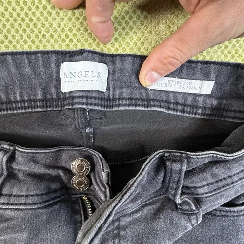 Angels Forever Young Women's Everluxe Curvy Skinny Jeans 6/28 - photo 4
