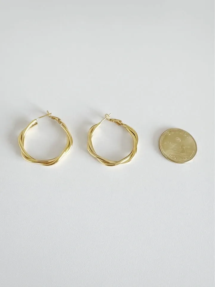 Gold Hoop Medium Twisted Earrings - photo 2