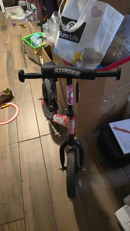 Strider balance bike for kids - photo 2