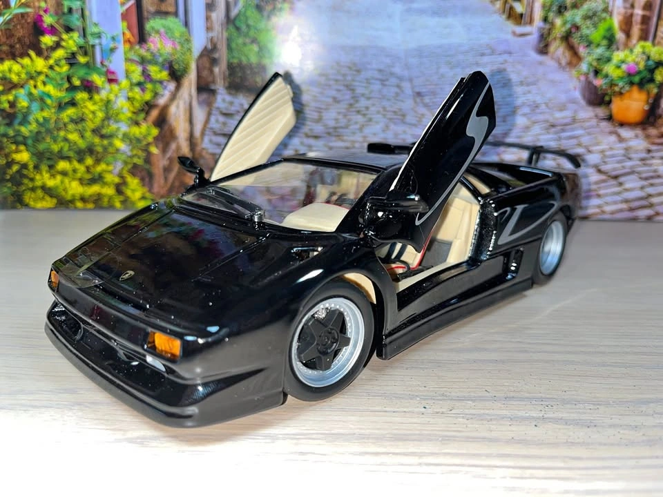 1:18 Brand NEW Lamborghini Diablo SV black Diecast Model Car