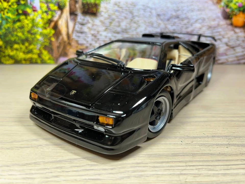 1:18 Brand NEW Lamborghini Diablo SV black Diecast Model Car - photo 2