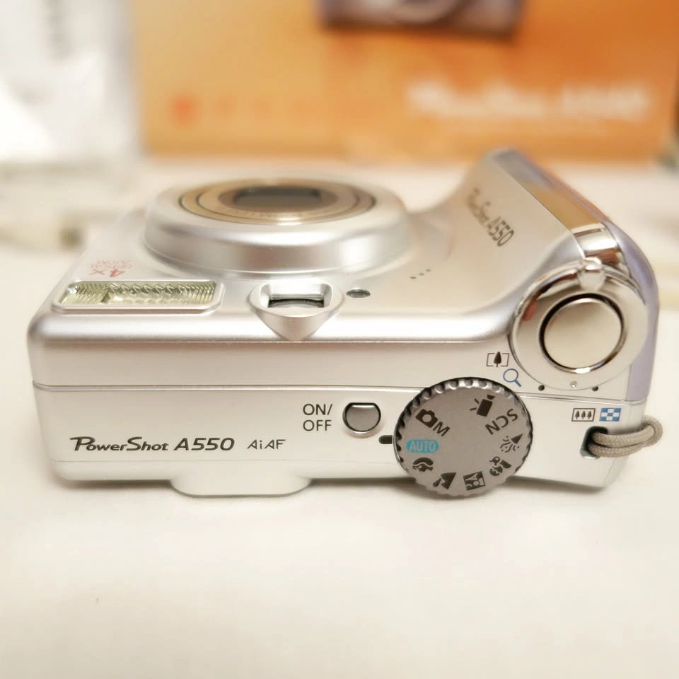 Near Mint Canon PowerShot A550 7.1MP 4X Optical Digital Camera B - photo 5